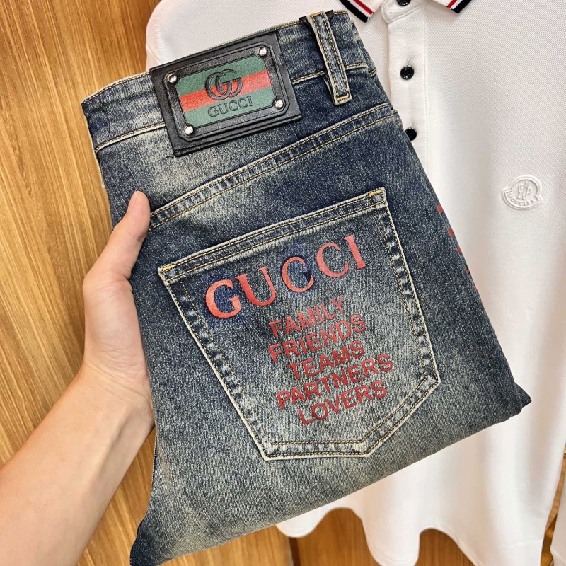 G*u*i jeans